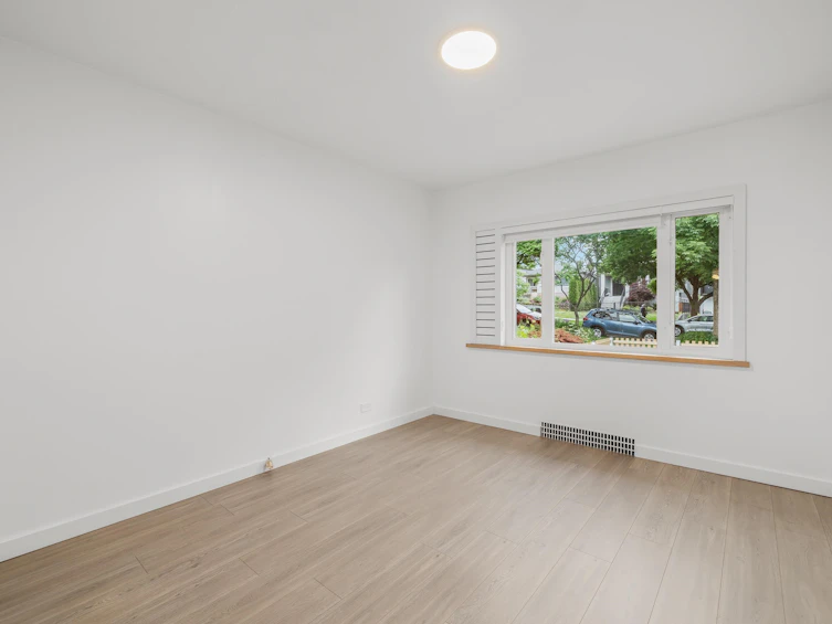 2641 E 5th Avenue, Vancouver, BC, V5M 1N1 - 8