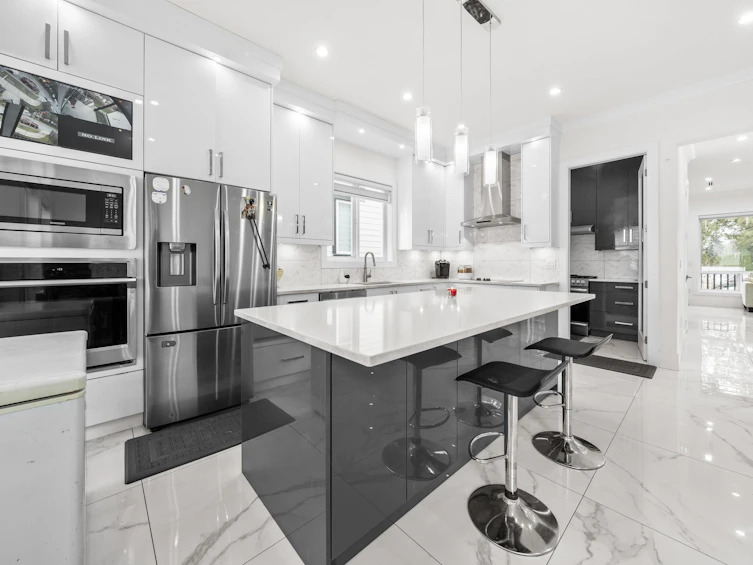 6021 128a Street, Surrey, BC, V3X 2L3 - 11