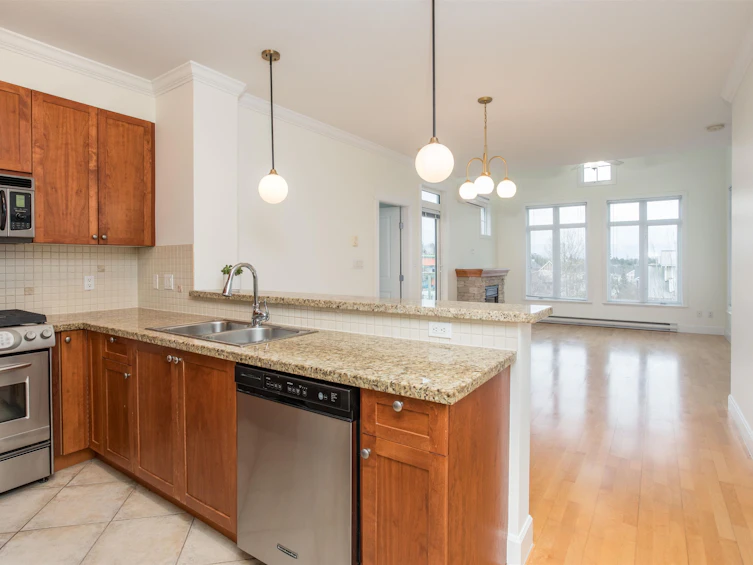 425-4280 Moncton Street, Richmond, BC, V7E 6T4 - 3