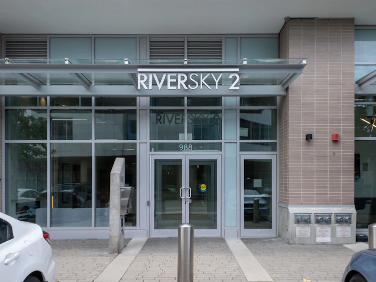 1012-988 Quayside Drive, New Westminster, BC, V3M 0L5 - 2