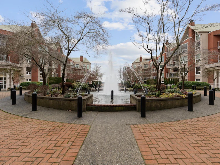 107B-1210 Quayside Drive, New Westminster, BC, V3M 6H1 - 29