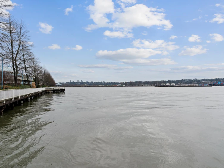 107B-1210 Quayside Drive, New Westminster, BC, V3M 6H1 - 36