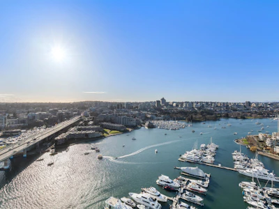 3307-1033 Marinaside Crescent - 2