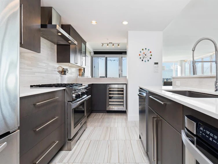 3307-1033 Marinaside Crescent, Vancouver, BC, V6Z 3A3 - 17