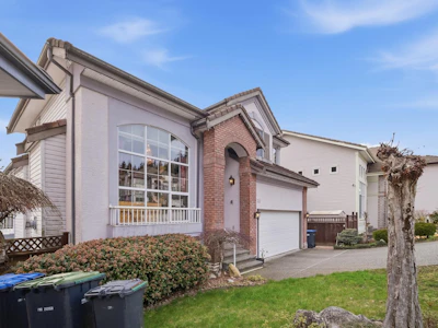 30 Linden Court - 2