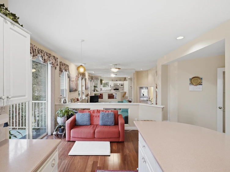 30 Linden Court, Port Moody, BC, V3H 5C1 - 5