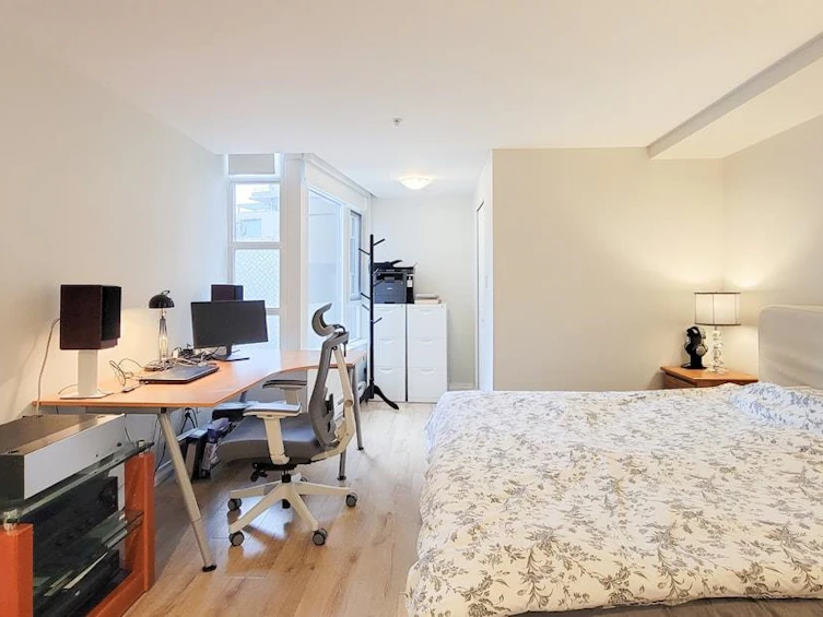 301-9266 University Crescent, Burnaby, BC, V5A 4Z1 - 13