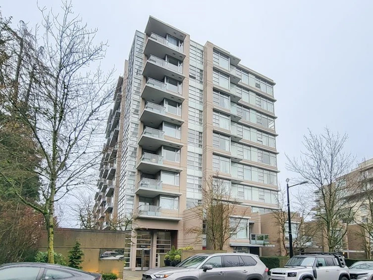 301-9266 University Crescent, Burnaby, BC, V5A 4Z1 - 4