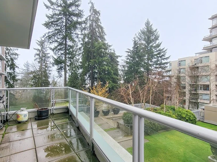 301-9266 University Crescent, Burnaby, BC, V5A 4Z1 - 20