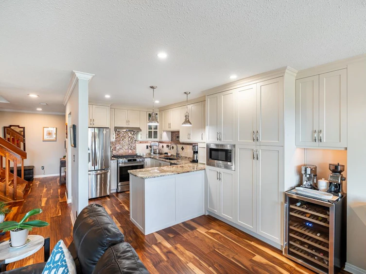 114-2721 Atlin Place, Coquitlam, BC, V3C 5B1 - 6