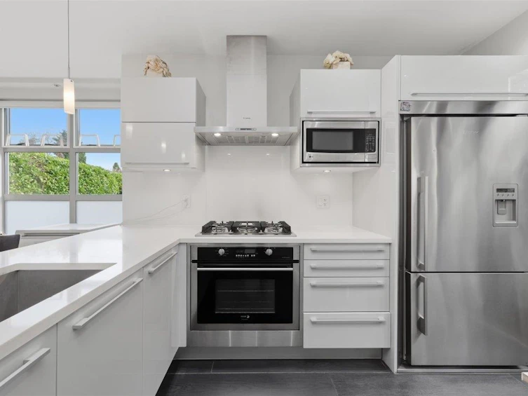 204-2388 Marine Drive, West Vancouver, BC, V7V 1K8 - 11