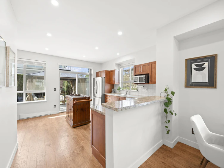 1-301 Klahanie Drive, Port Moody, BC, V3H 0C2 - 9