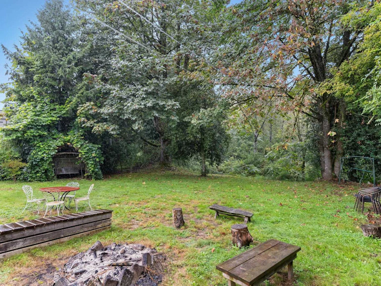 33861 Prentis Avenue, Mission, BC, V2V 2J7 - 33