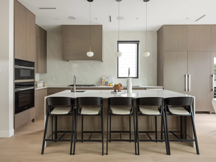 4413 Oxford Street, Burnaby, BC, V5C 1E6 - 4