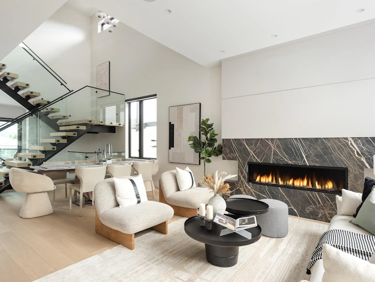 4413 Oxford Street, Burnaby, BC, V5C 1E6 - 3