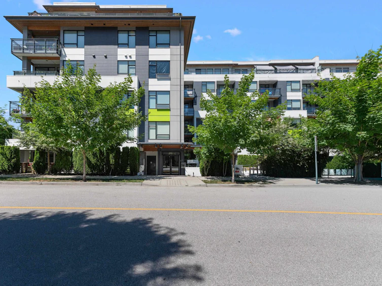 212-3018 St George Street, Port Moody, BC, V3H 2H7