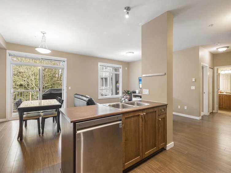 328-13277 108 Avenue, Surrey, BC, V3T 0A9 - 11