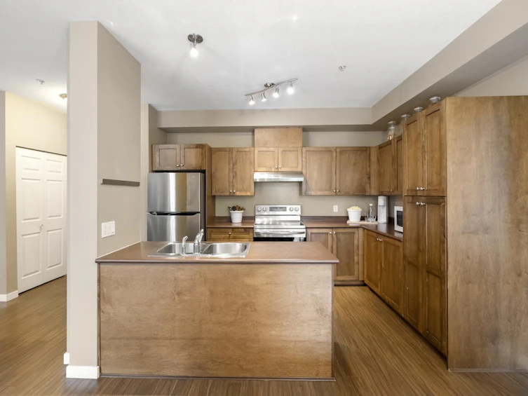 328-13277 108 Avenue, Surrey, BC, V3T 0A9 - 8