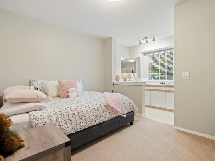 6202 189 Street, Surrey, BC, V3S 7T7 - 30