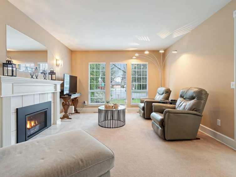 6202 189 Street, Surrey, BC, V3S 7T7 - 6