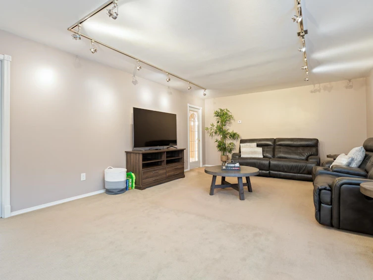 6202 189 Street, Surrey, BC, V3S 7T7 - 22