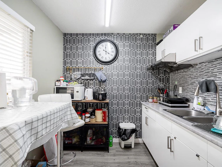 12490 114 Avenue, Surrey, BC, V3V 3N7 - 17
