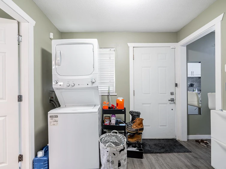 12490 114 Avenue, Surrey, BC, V3V 3N7 - 26