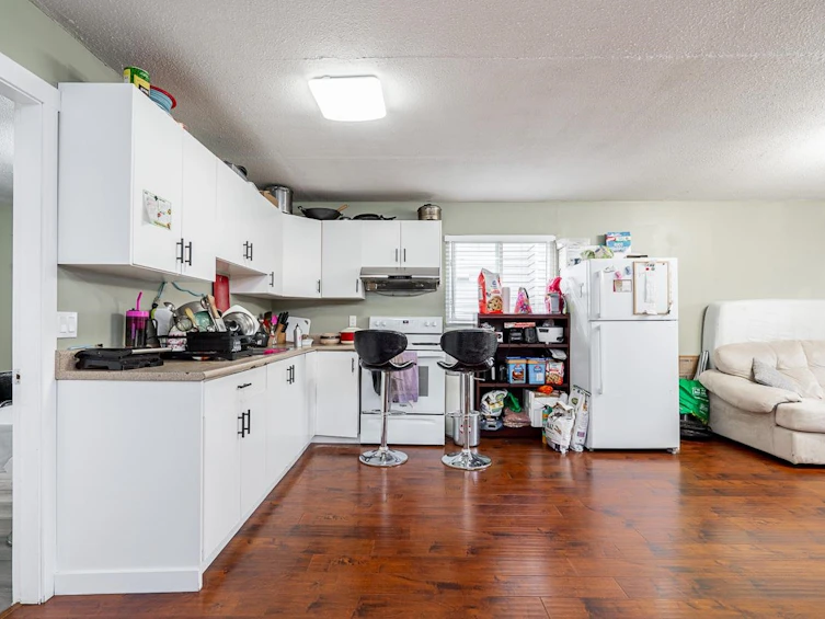 12490 114 Avenue, Surrey, BC, V3V 3N7 - 4