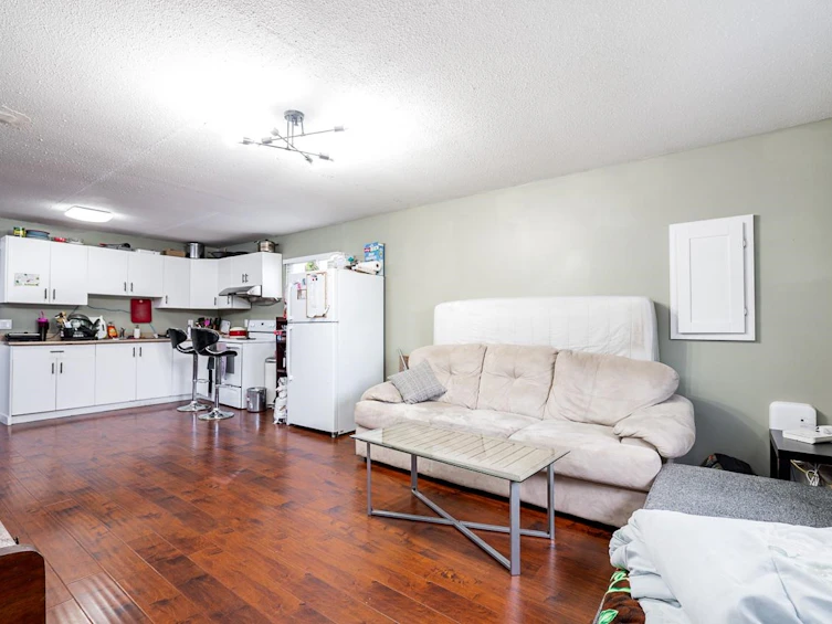 12490 114 Avenue, Surrey, BC, V3V 3N7 - 10