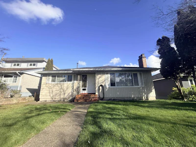 7592 Elliott Street - 2