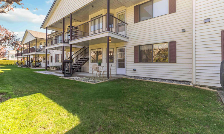 11-7455 Huron Street