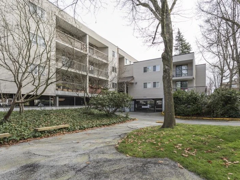 201 - 8391 Bennett Road, Richmond BC V6Y 1N4