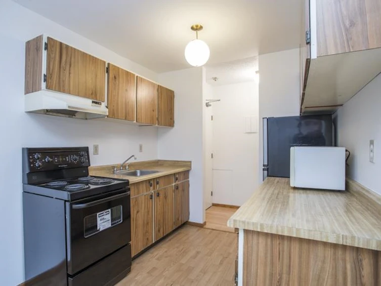 201-8391 Bennett Road, Richmond, BC, V6Y 1N4 - 5