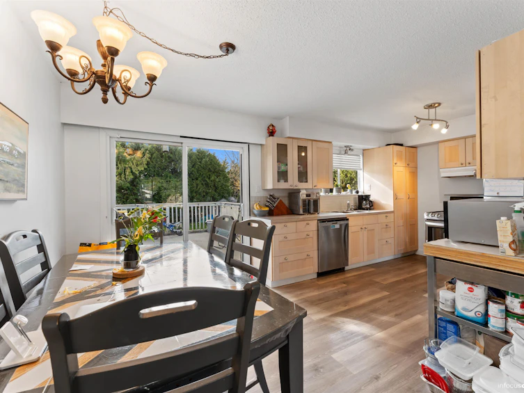 7961 Tanager Street, Mission, BC, V2V 4V7 - 13