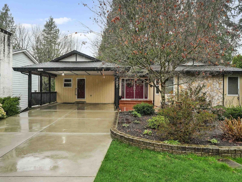 3887 Robin Place, Port Coquitlam BC V3B 4Y6