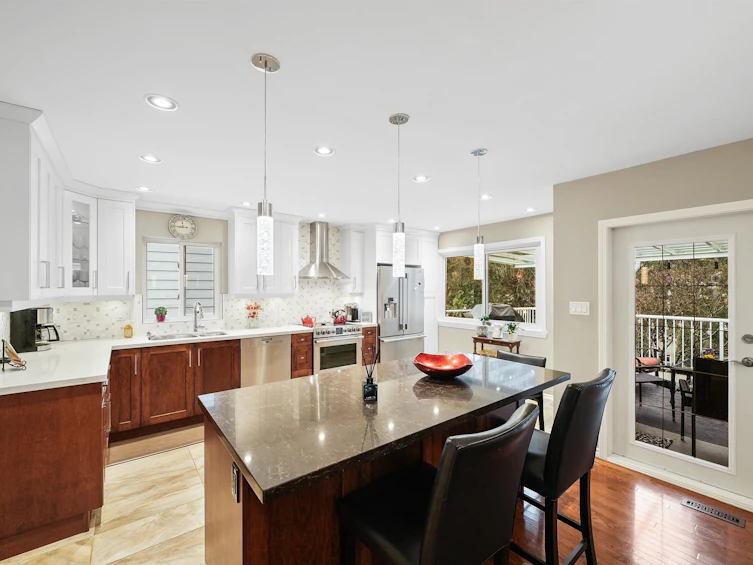 3887 Robin Place, Port Coquitlam, BC, V3B 4Y6 - 6