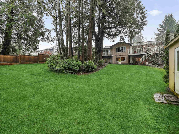 3887 Robin Place, Port Coquitlam, BC, V3B 4Y6 - 32