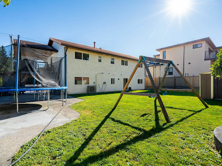 17233 60 Avenue, Surrey, BC, V3S 1T7 - 36