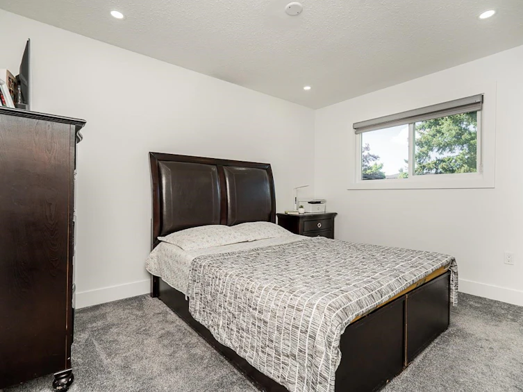 17233 60 Avenue, Surrey, BC, V3S 1T7 - 15