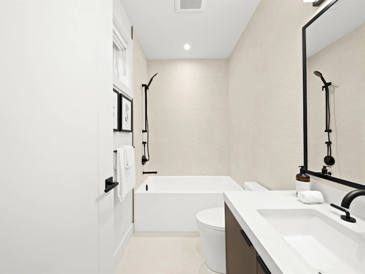 1-3466 W 22nd Avenue, Vancouver, BC, V6S 1J2 - 23