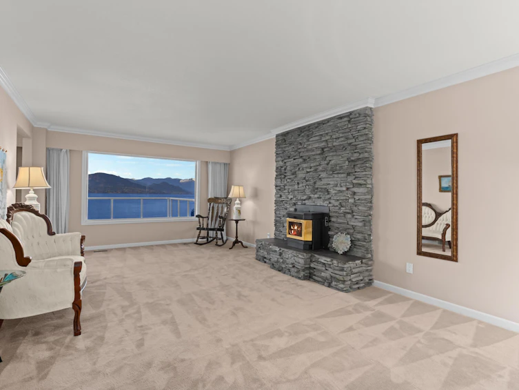 4 Strachan Point Road, West Vancouver, BC, V7W 1C6 - 7