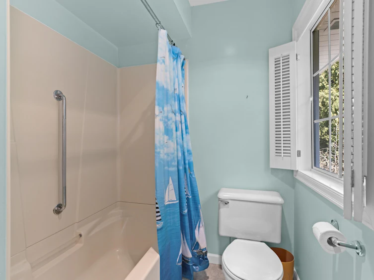 4 Strachan Point Road, West Vancouver, BC, V7W 1C6 - 24