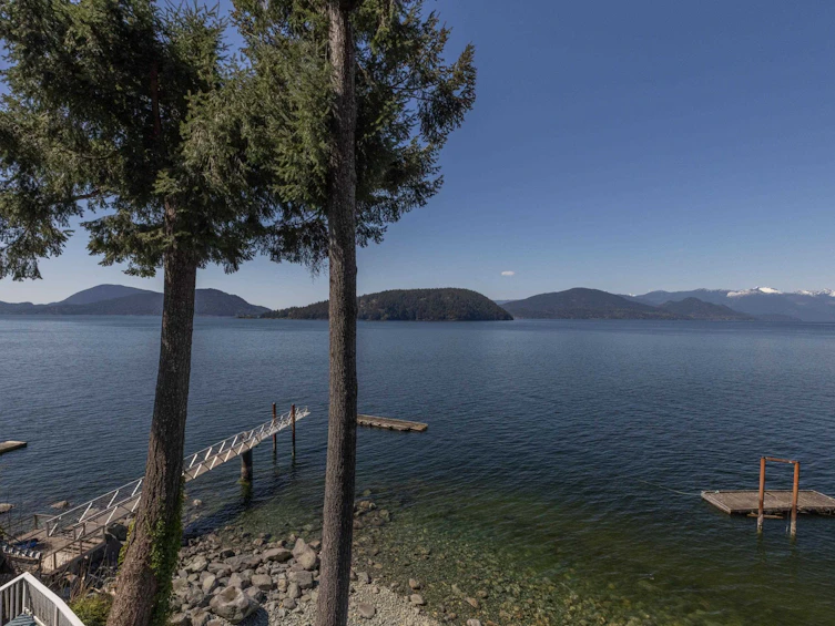 4 Strachan Point Road, West Vancouver, BC, V7W 1C6 - 39