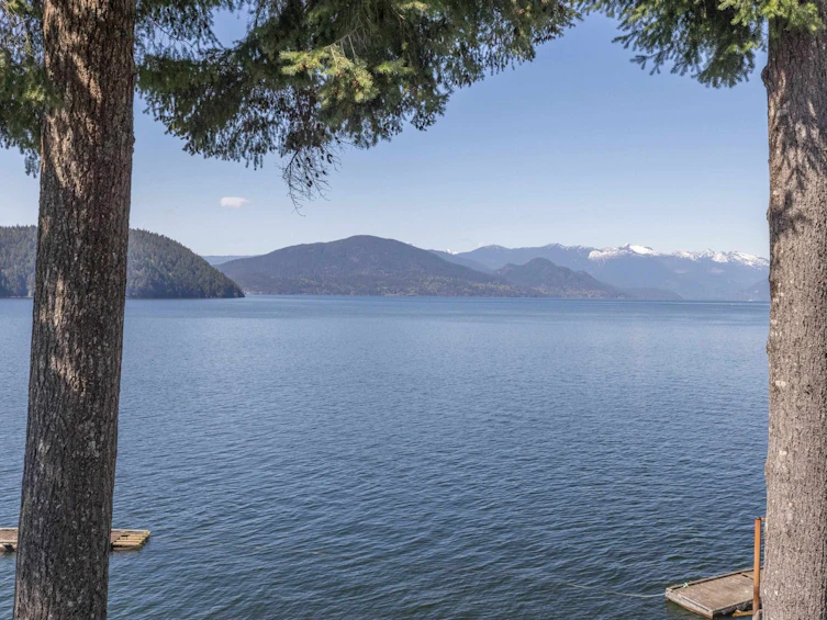 4 Strachan Point Road, West Vancouver, BC, V7W 1C6 - 36