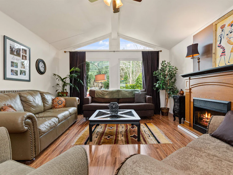 780 Olson Avenue, Hope, BC, V0X 1L0 - 7