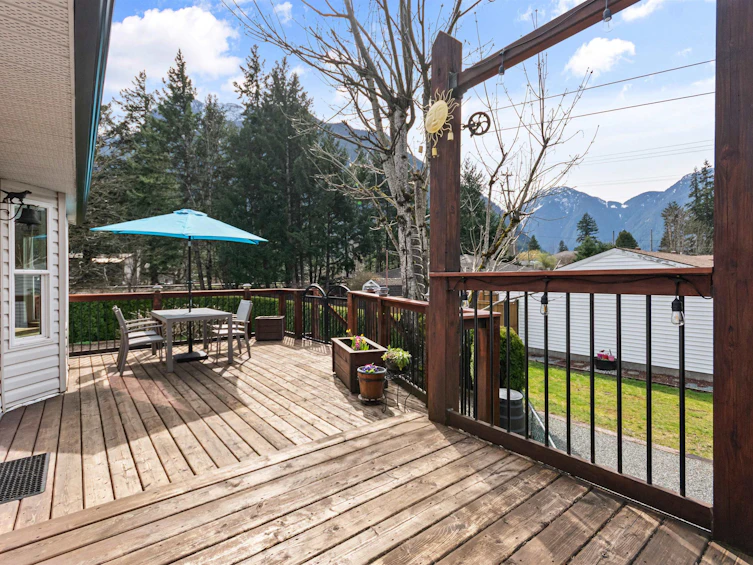 780 Olson Avenue, Hope, BC, V0X 1L0 - 5