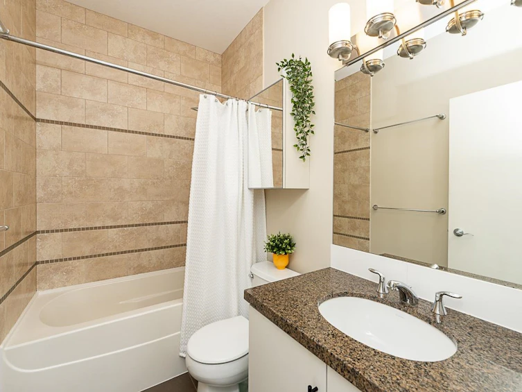 220-6111 London Road, Richmond, BC, V7E 3S3 - 24