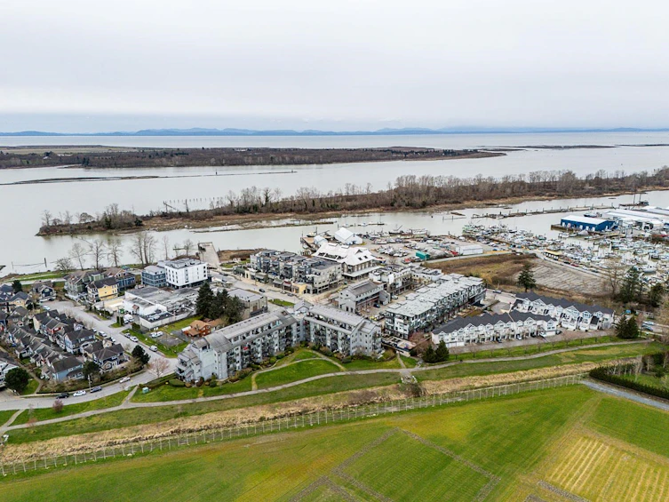 220-6111 London Road, Richmond, BC, V7E 3S3 - 32