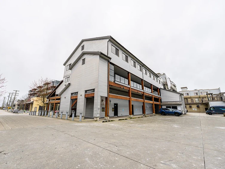 220-6111 London Road, Richmond, BC, V7E 3S3 - 26