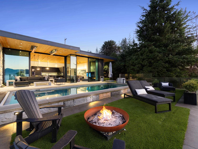 6252 Overstone Drive, West Vancouver, BC, V7W 1X8 - 38